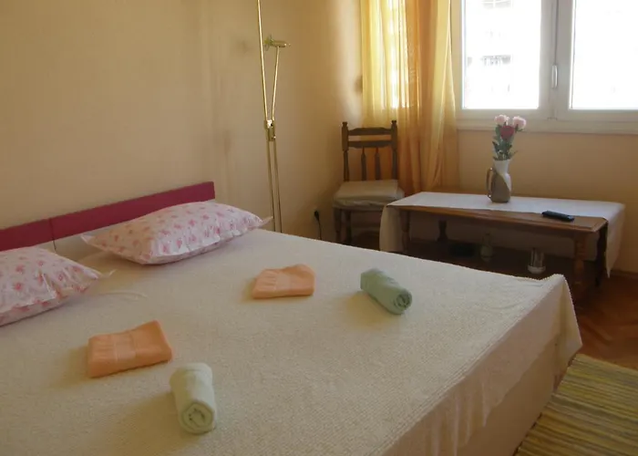 شقة Neva سبليت